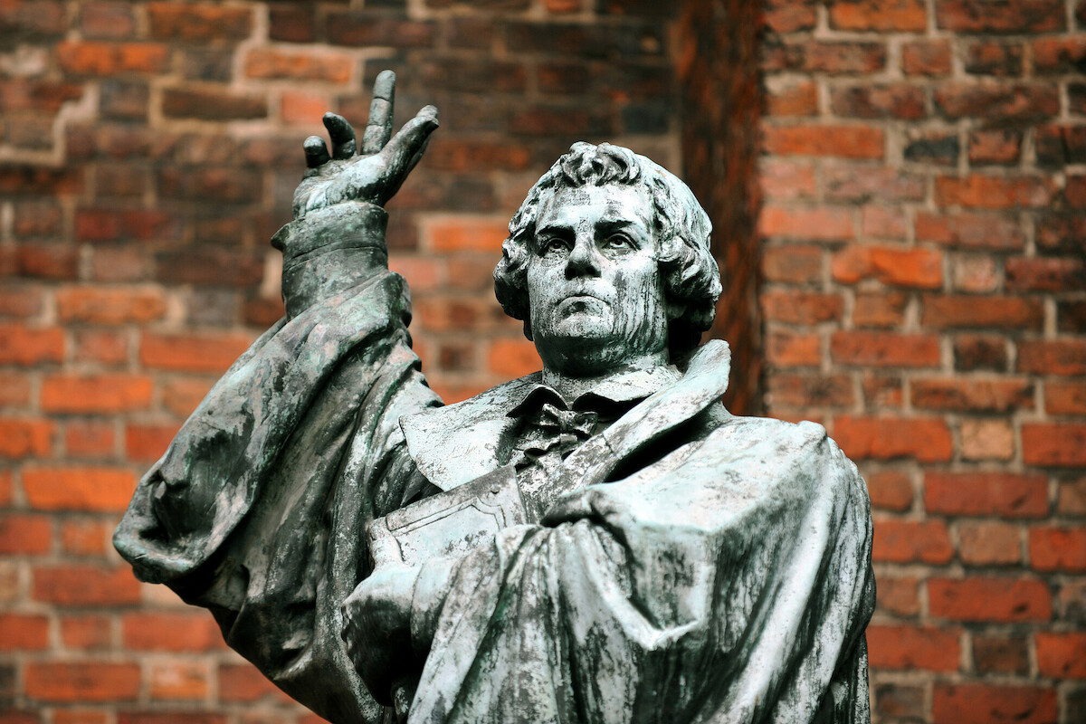 Lutherdenkmal (Foto vom 12.10.2011) an der Marktkirche in Hannover.